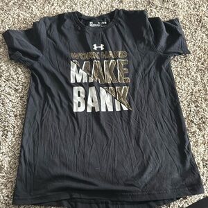 Boys under armour tee
